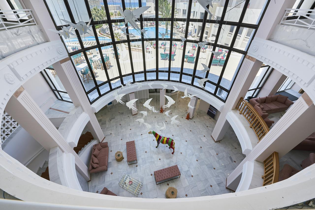 Mythos Palace & אתר נופש 5*
